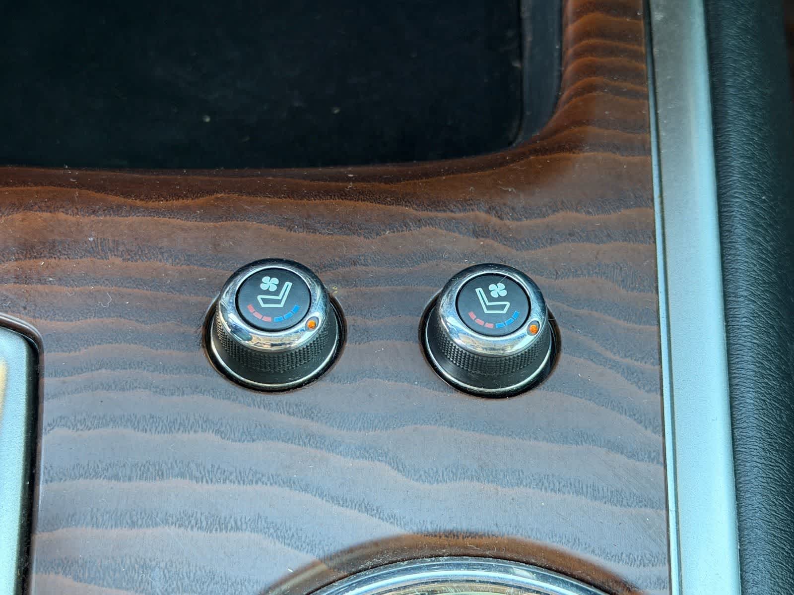 Thumbnail: 2018 Nissan Pathfinder - 29