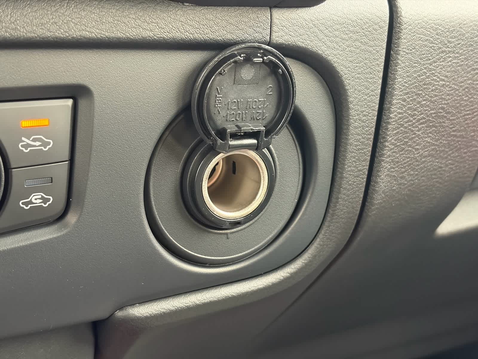 Thumbnail: 2026 Nissan Frontier - 26