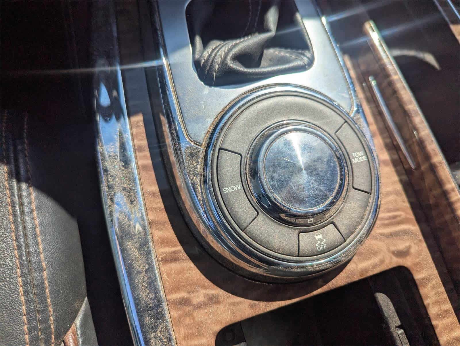 Thumbnail: 2019 Nissan Armada - 18