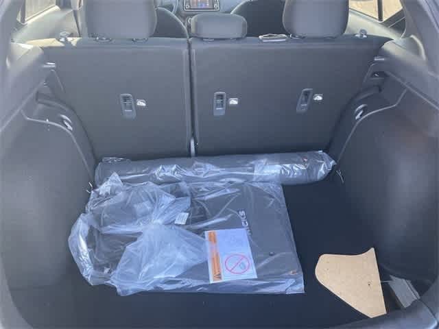 Thumbnail: 2025 Nissan Kicks - 11