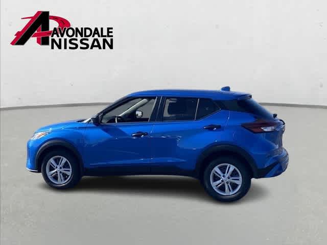 Thumbnail: 2025 Nissan Kicks - 4