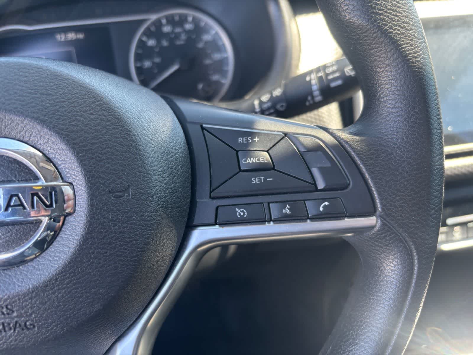 Thumbnail: 2020 Nissan Kicks - 15