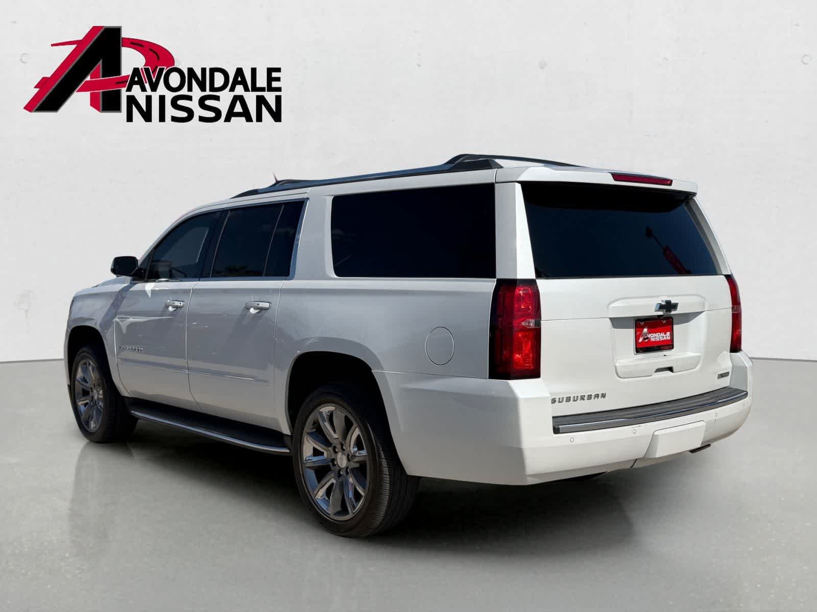 Thumbnail: 2017 Chevrolet Suburban - 4