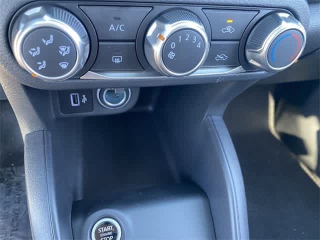 Thumbnail: 2025 Nissan Kicks - 23