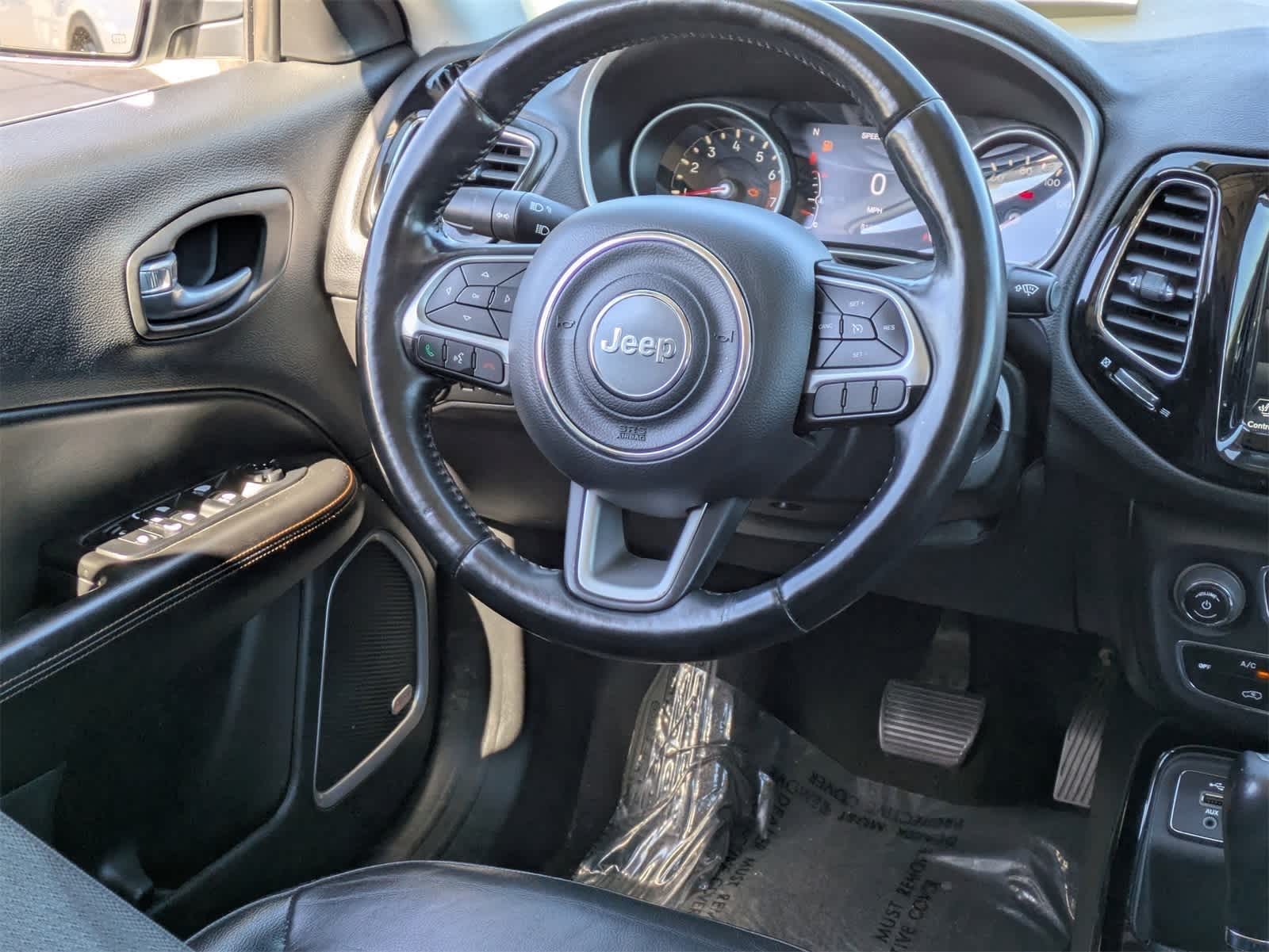 Thumbnail: 2018 Jeep Compass - 17