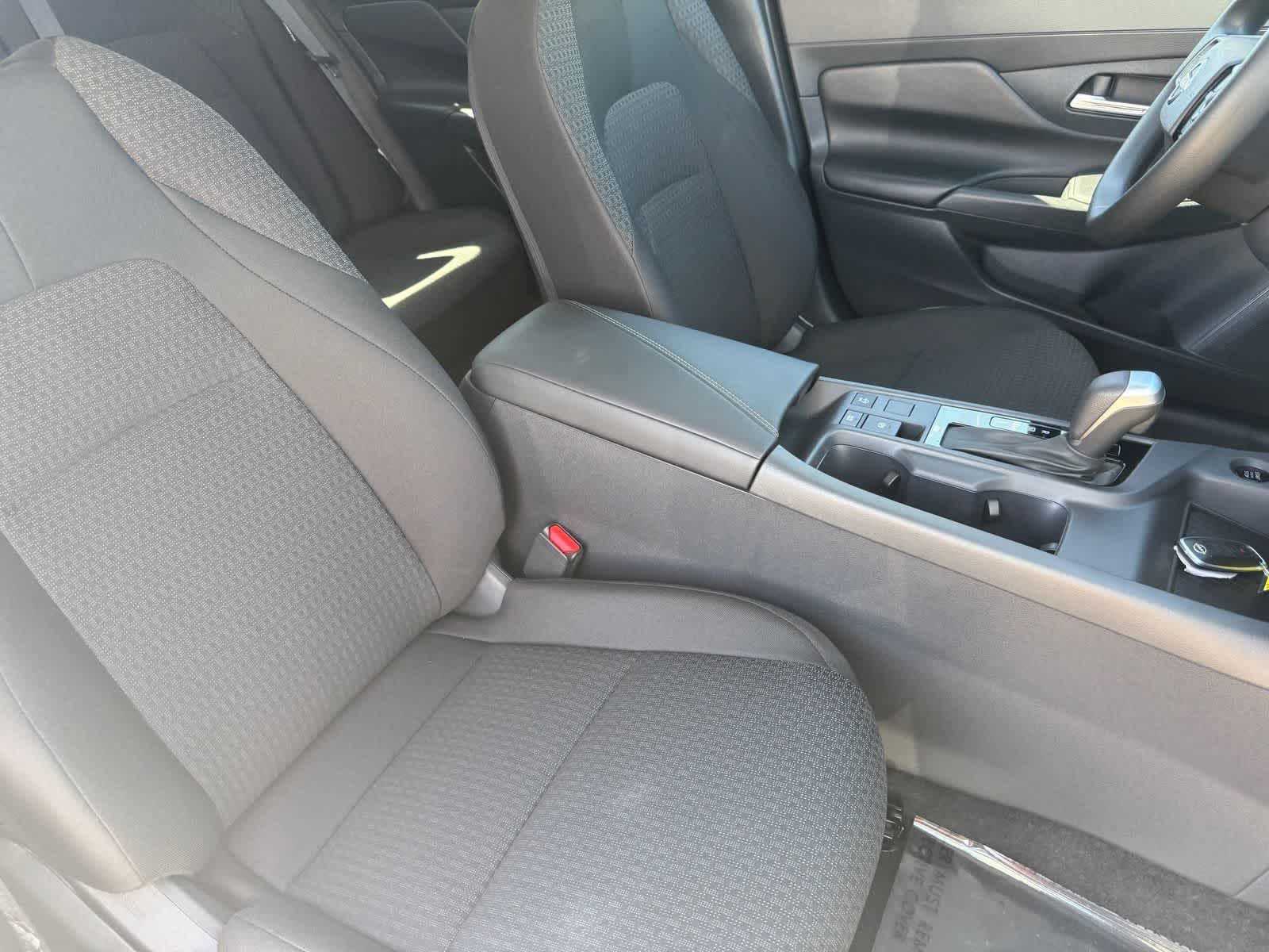 Thumbnail: 2026 Nissan Sentra - 10