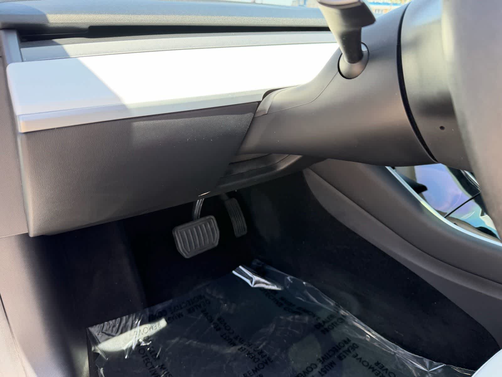 Thumbnail: 2020 Tesla Model 3 - 24