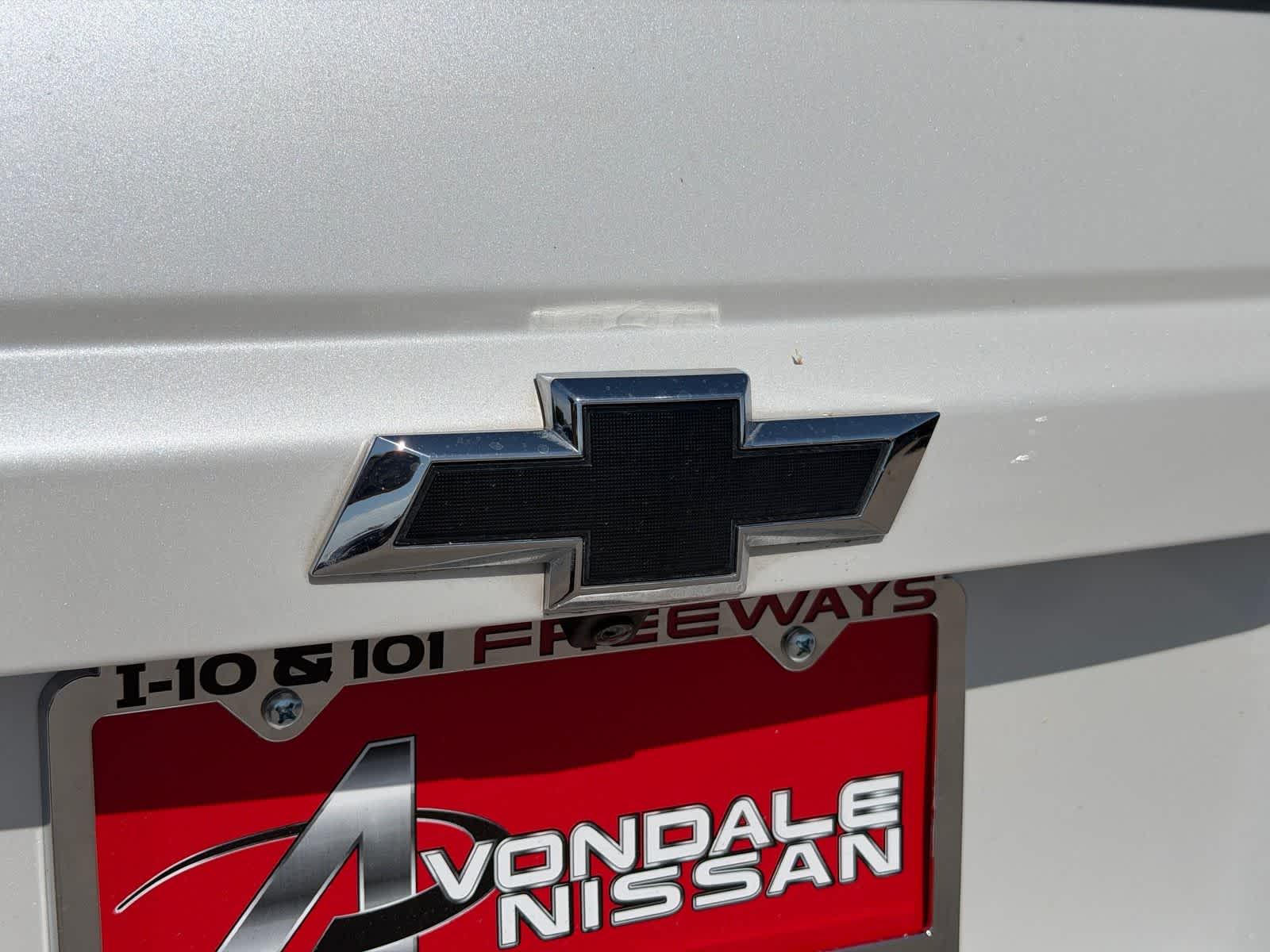 Thumbnail: 2017 Chevrolet Suburban - 26