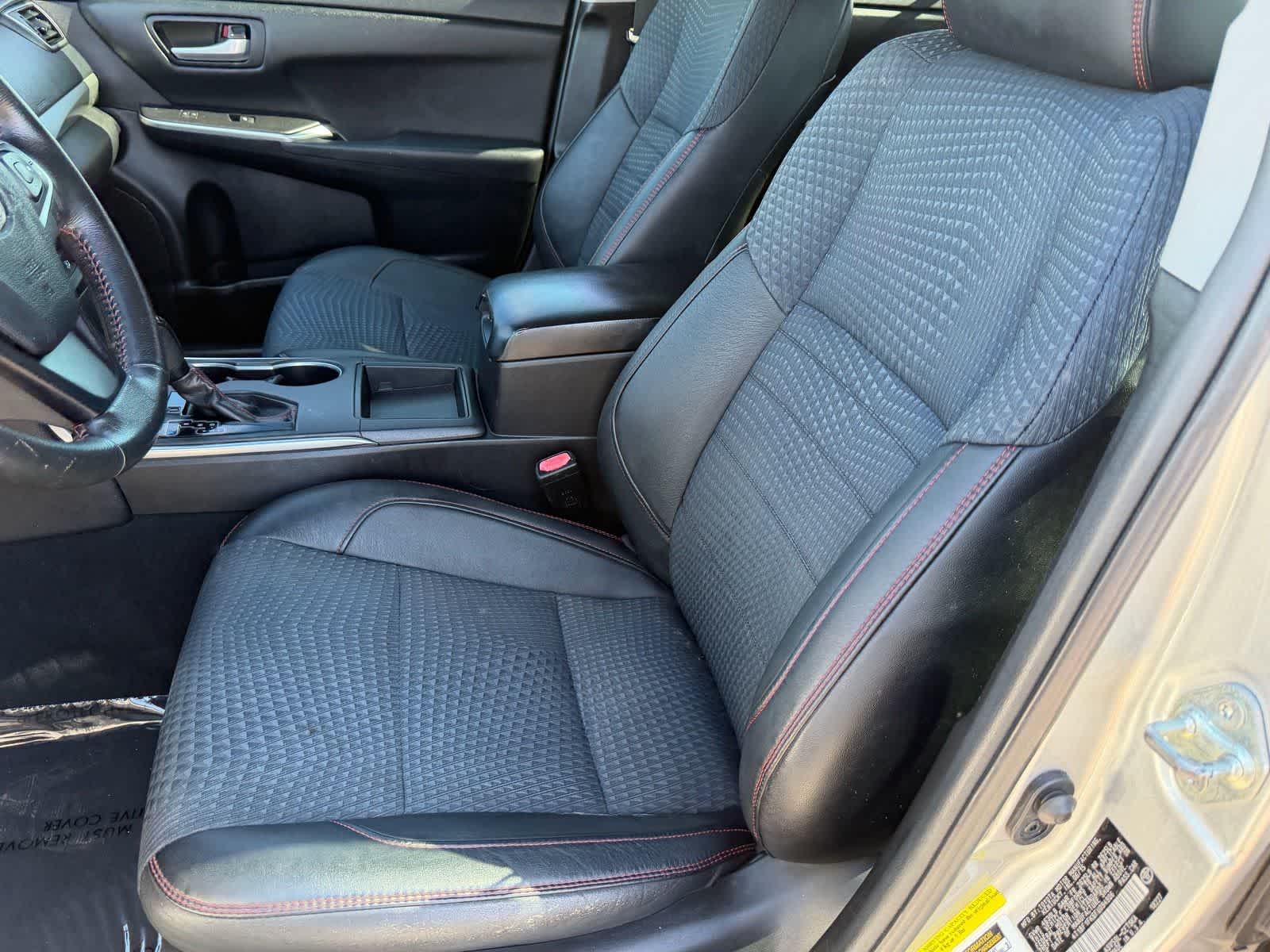 Thumbnail: 2015 Toyota Camry - 20