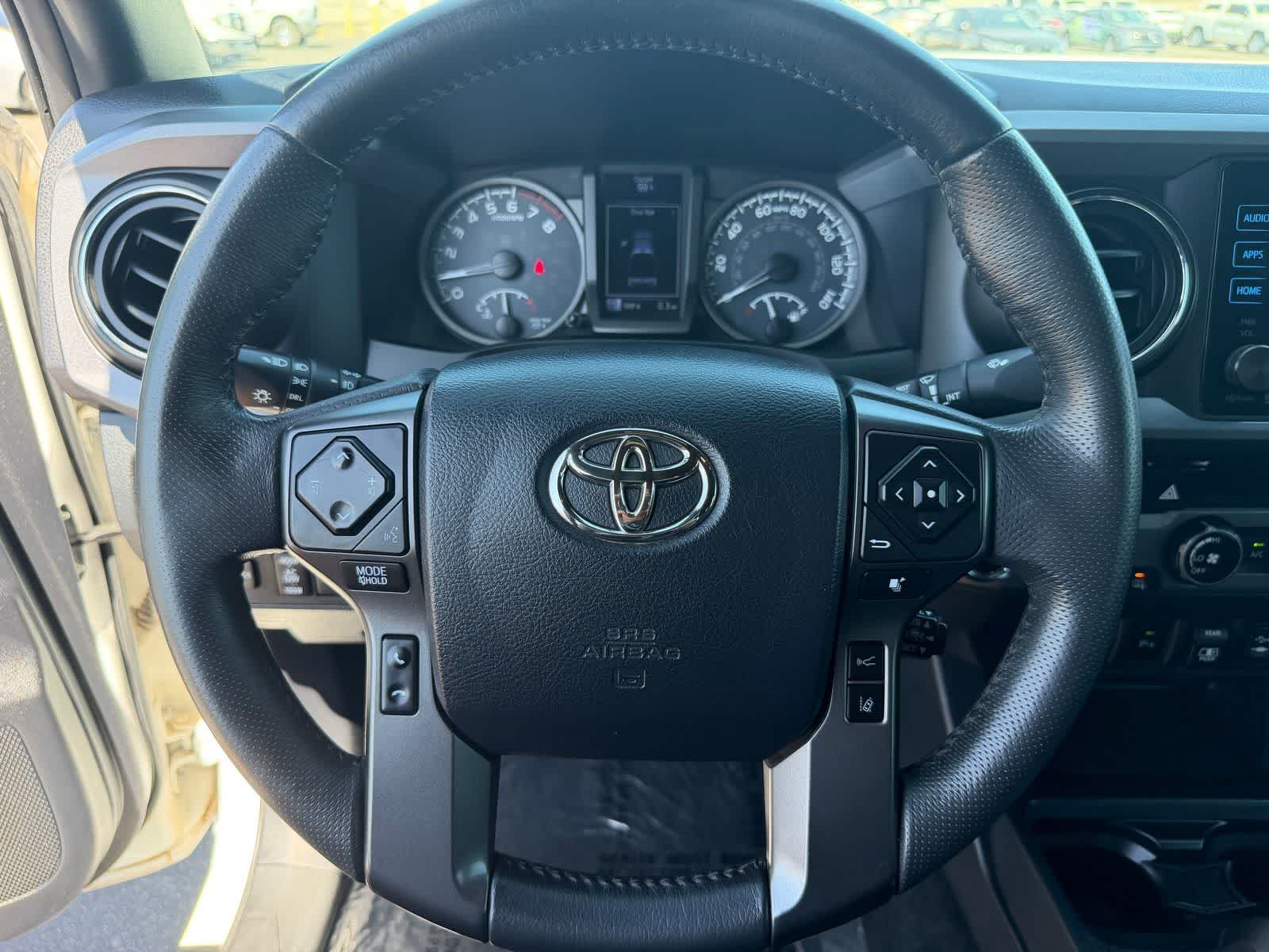 Thumbnail: 2018 Toyota Tacoma - 19