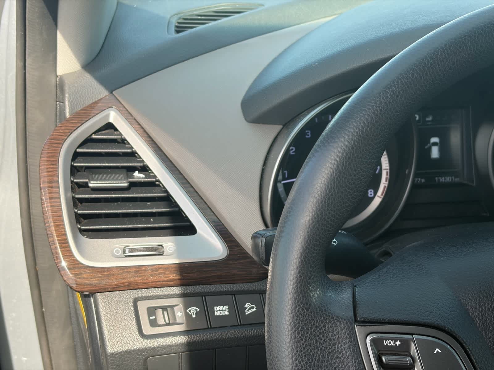 Thumbnail: 2017 Hyundai Santa Fe - 17