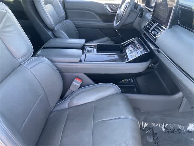 Thumbnail: 2018 Lincoln Navigator - 14