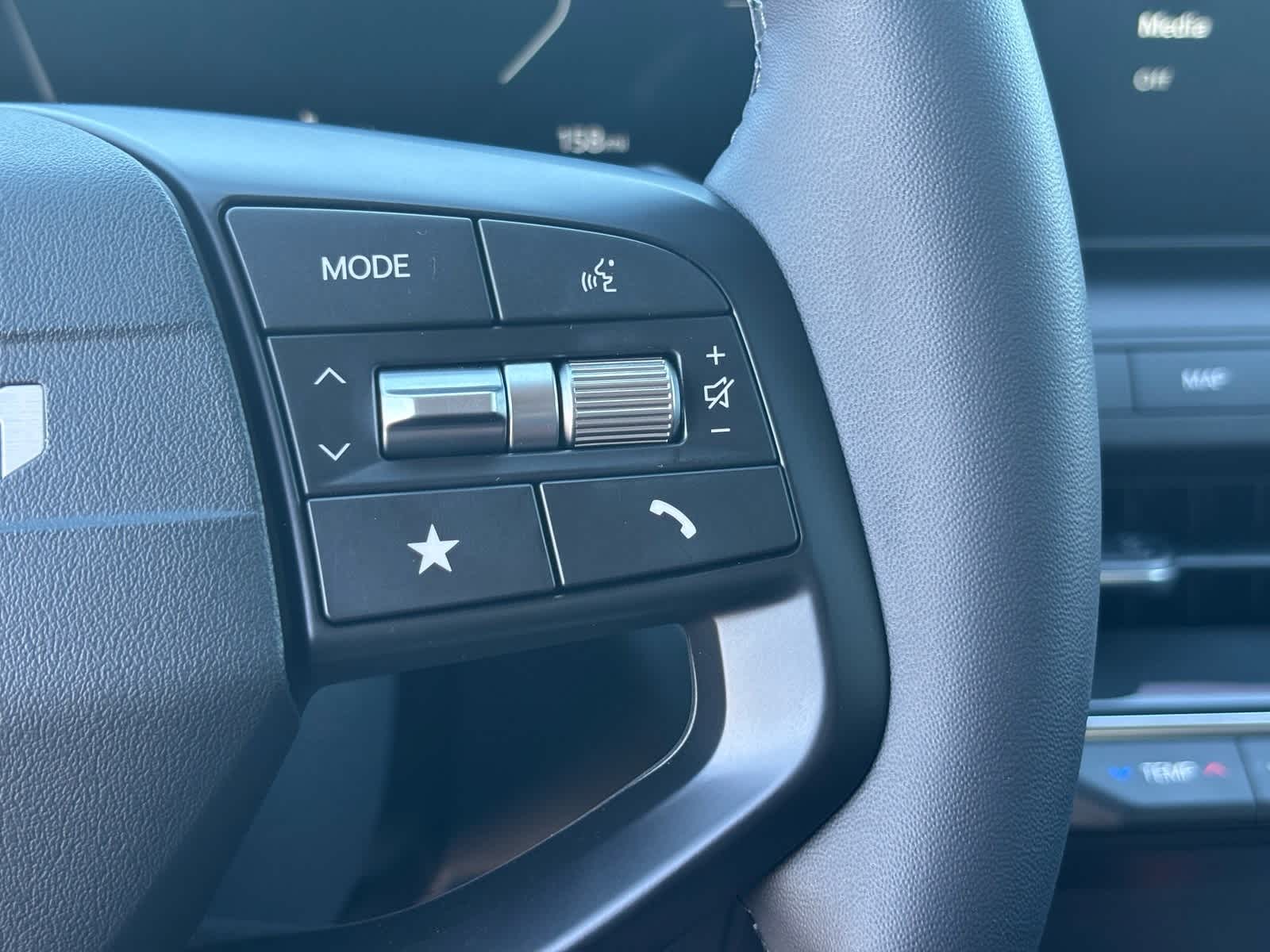 Thumbnail: 2025 Kia K4 - 18