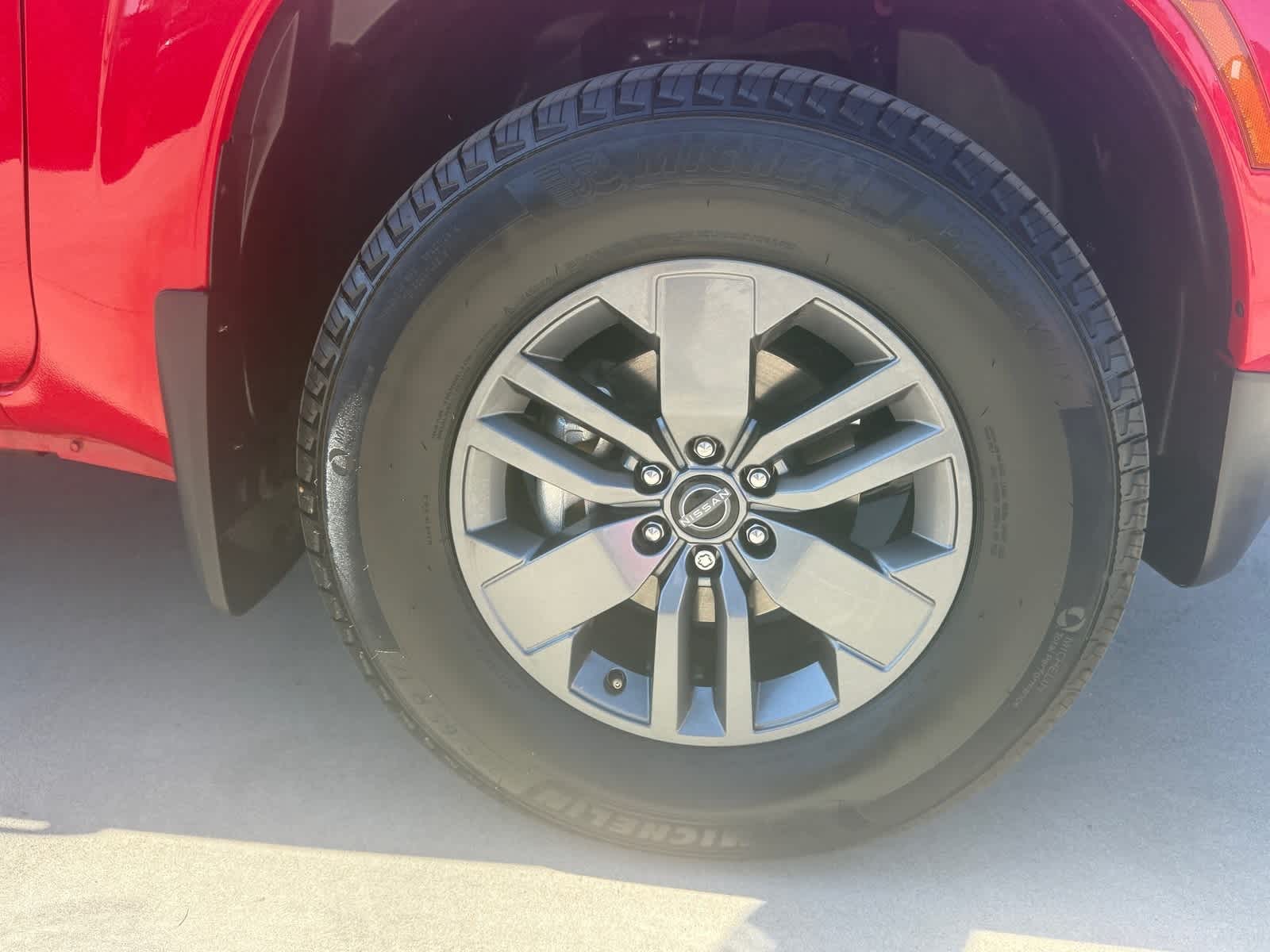 Thumbnail: 2025 Nissan Frontier - 10