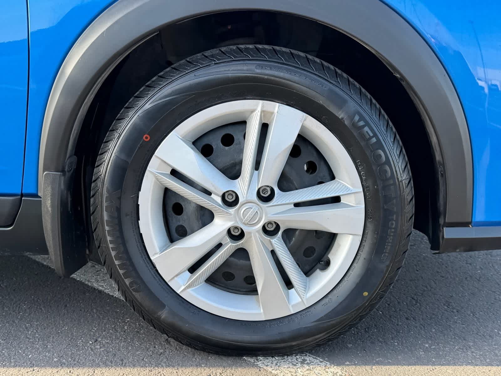 Thumbnail: 2023 Nissan Kicks - 10