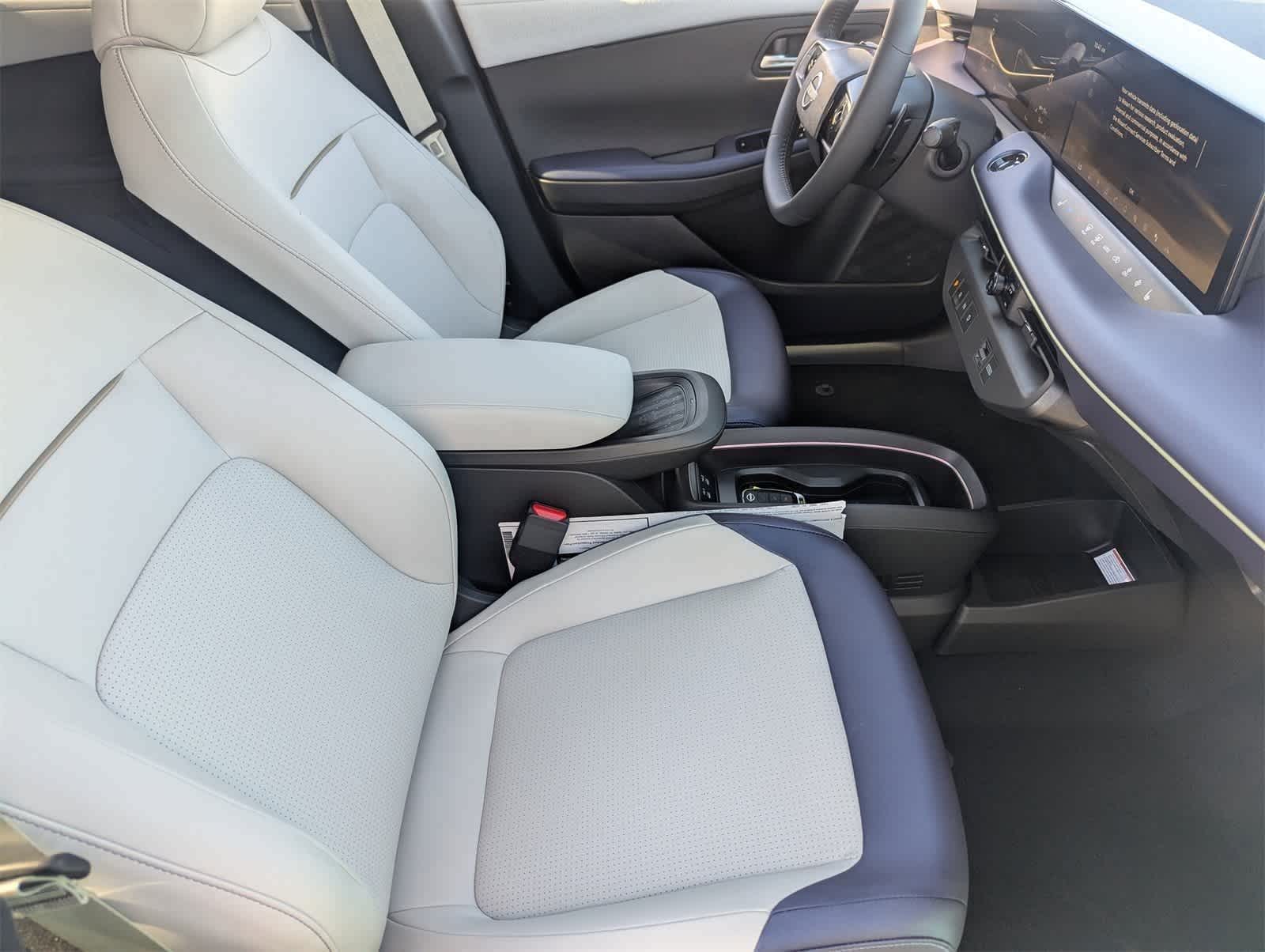 Thumbnail: 2026 Nissan Leaf - 13