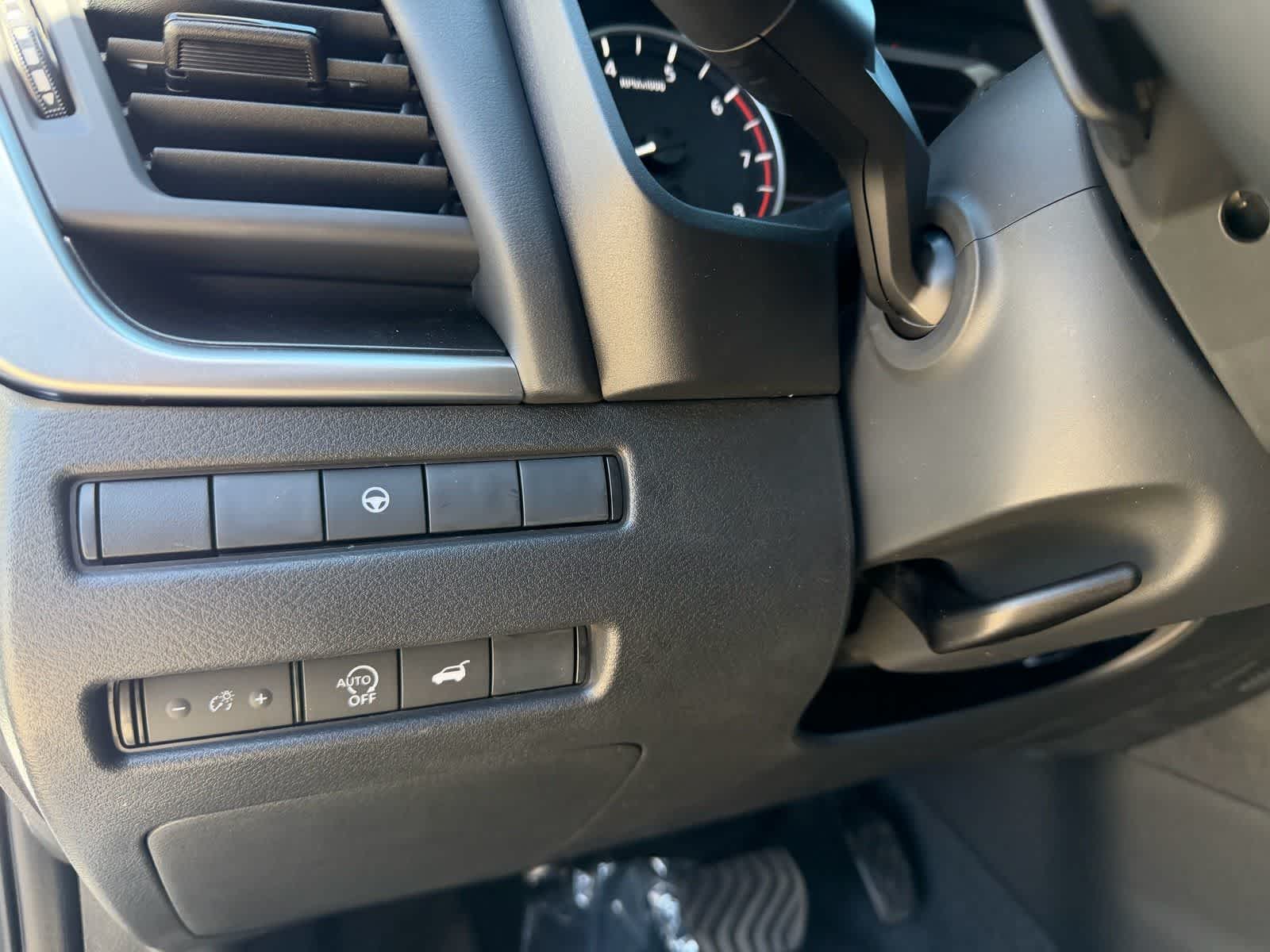 Thumbnail: 2026 Nissan Rogue - 22