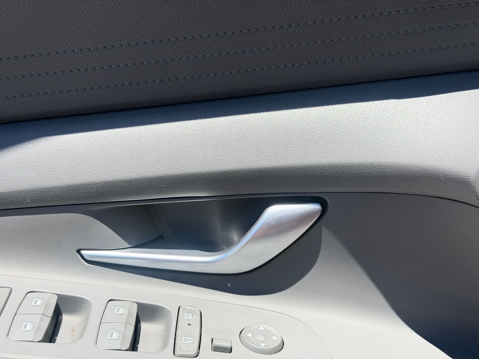 Thumbnail: 2024 Hyundai Elantra - 18