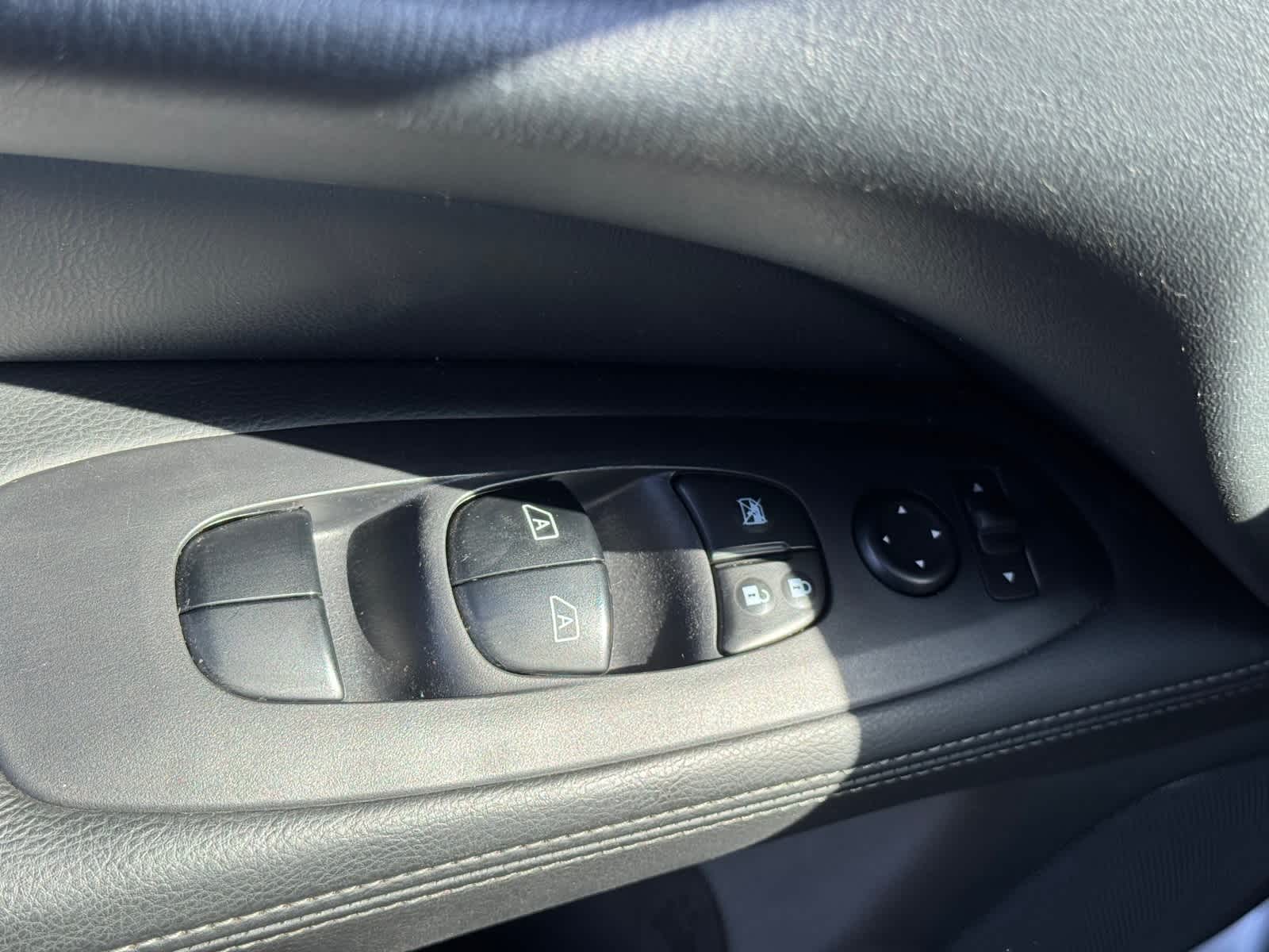 Thumbnail: 2020 Nissan Pathfinder - 14