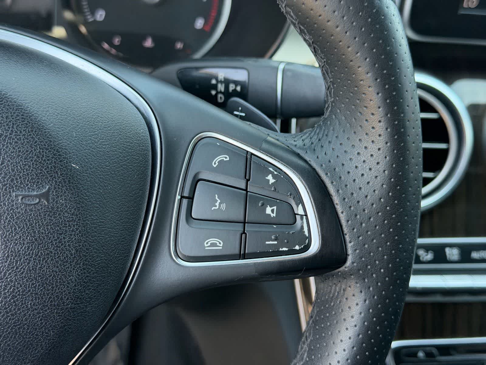 Thumbnail: 2018 Mercedes-Benz C-Class - 18