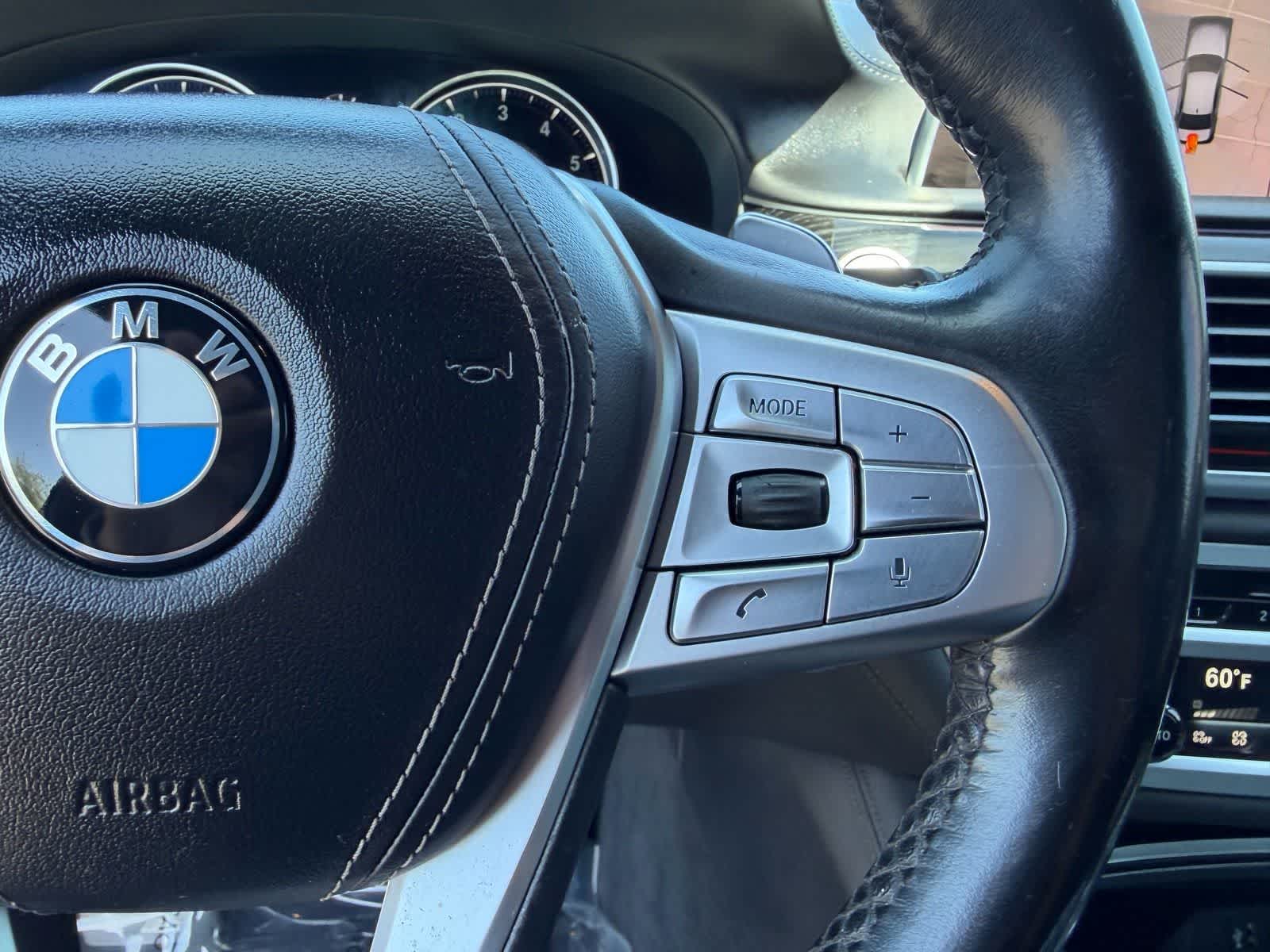 Thumbnail: 2019 BMW 7 Series - 38