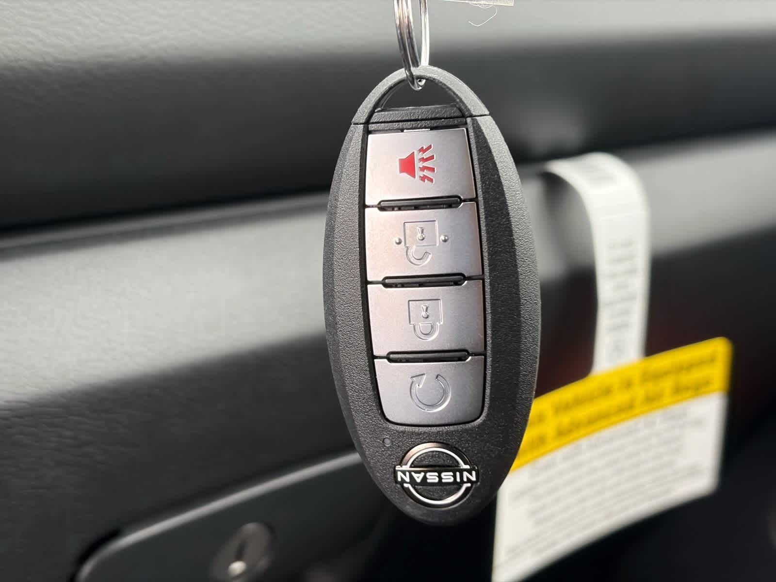 Thumbnail: 2026 Nissan Frontier - 31