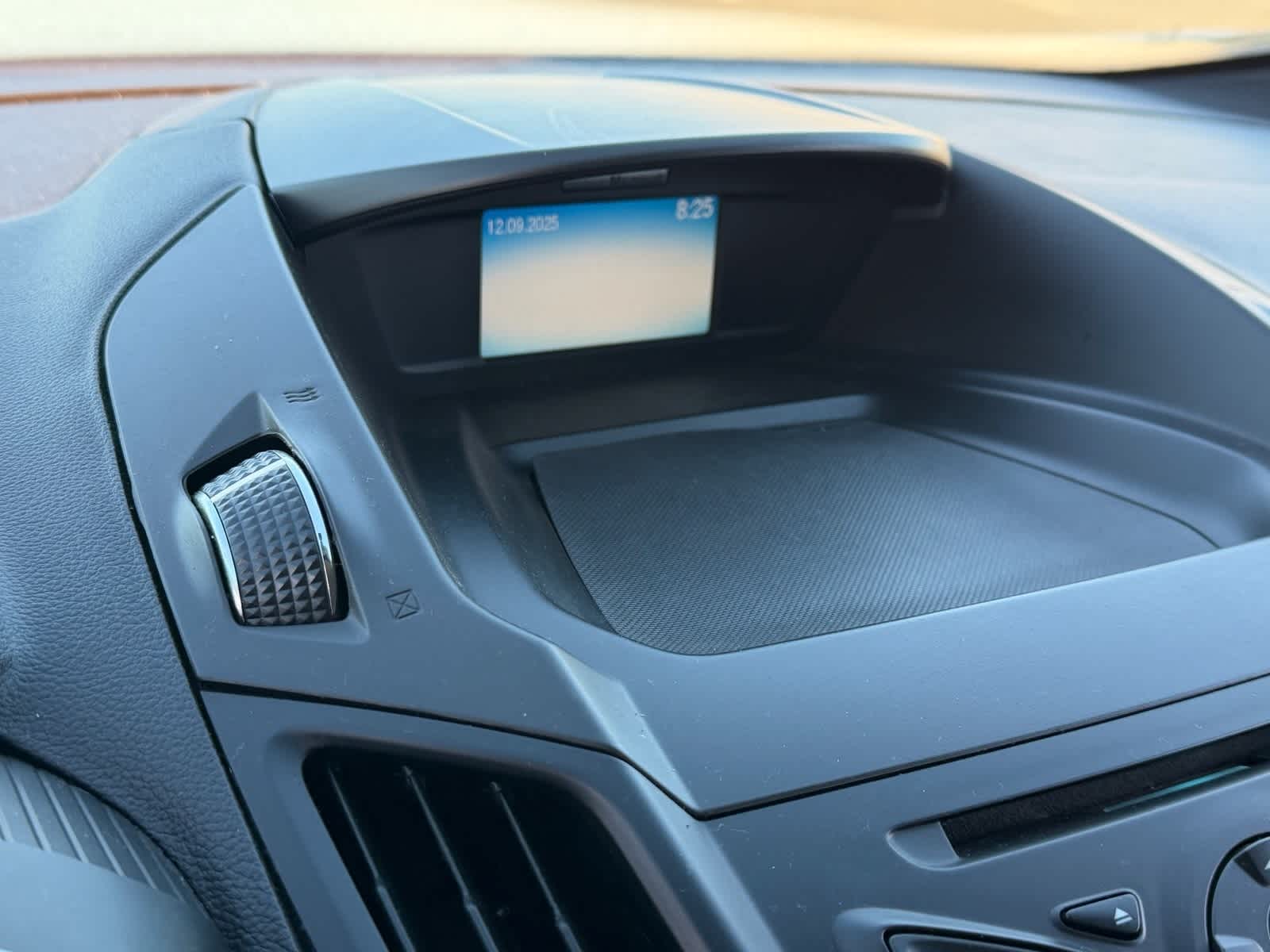 Thumbnail: 2014 Ford C-Max - 9