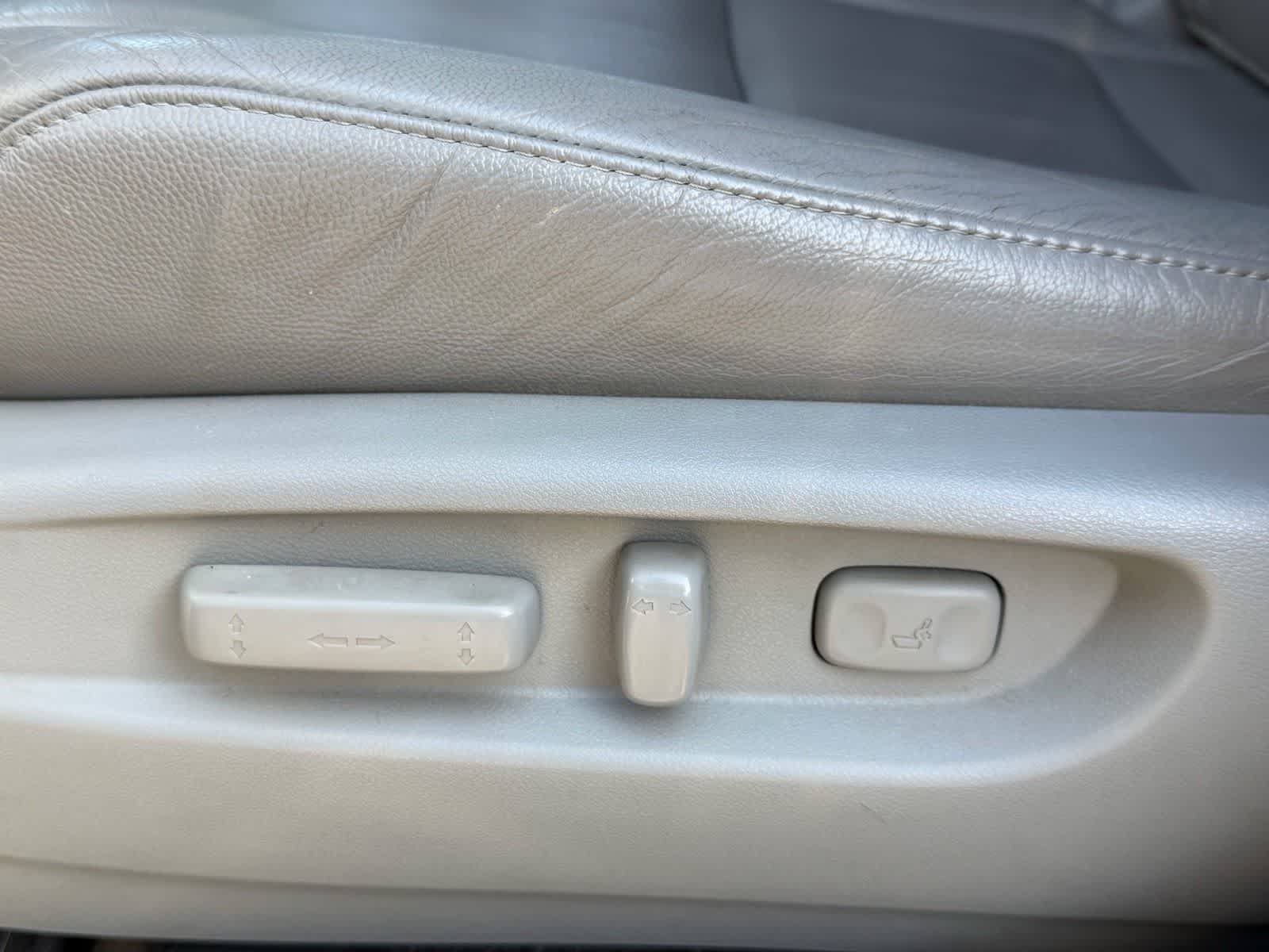 Thumbnail: 2017 Acura MDX - 15