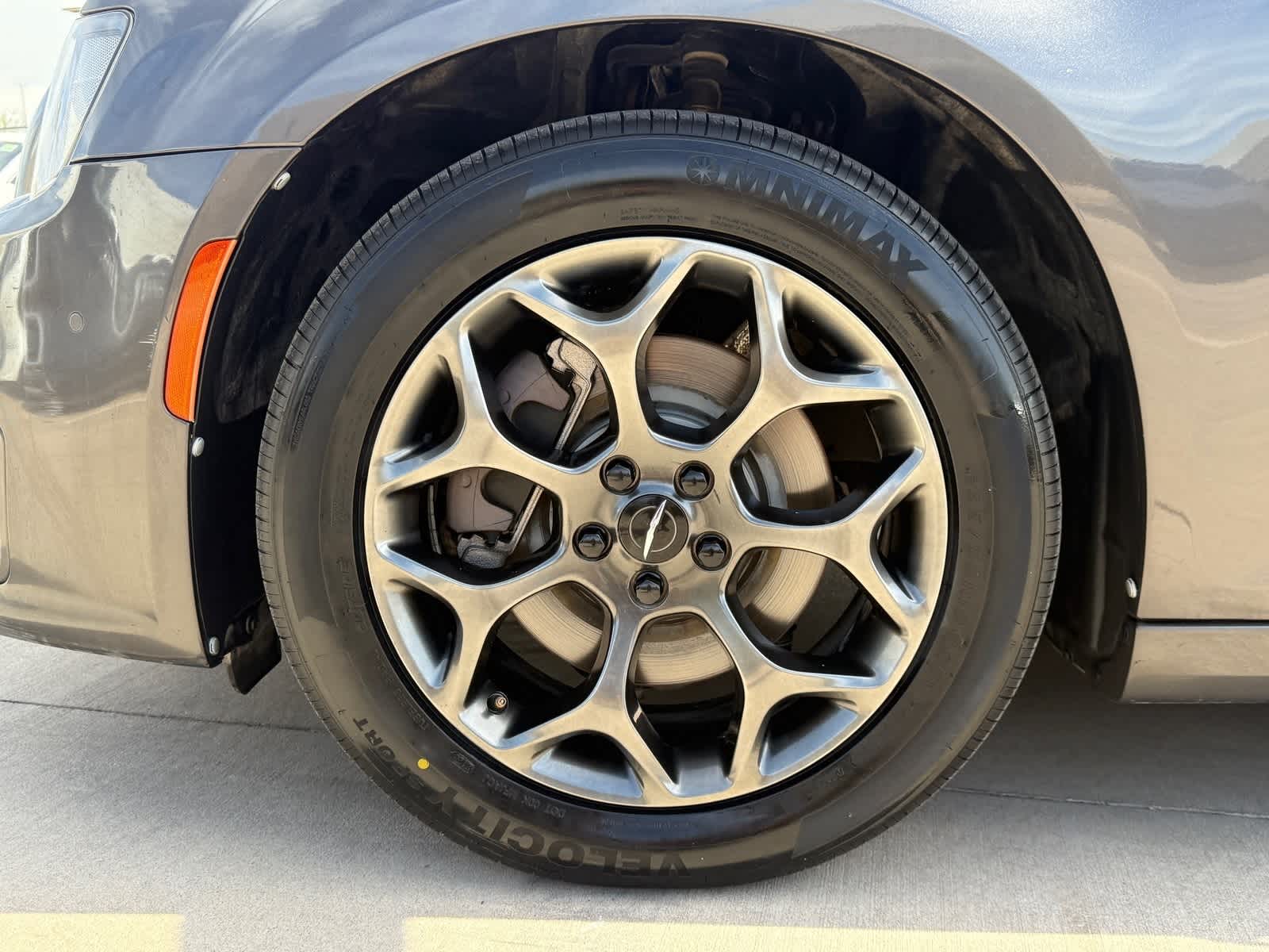 Thumbnail: 2018 Chrysler 300 - 10