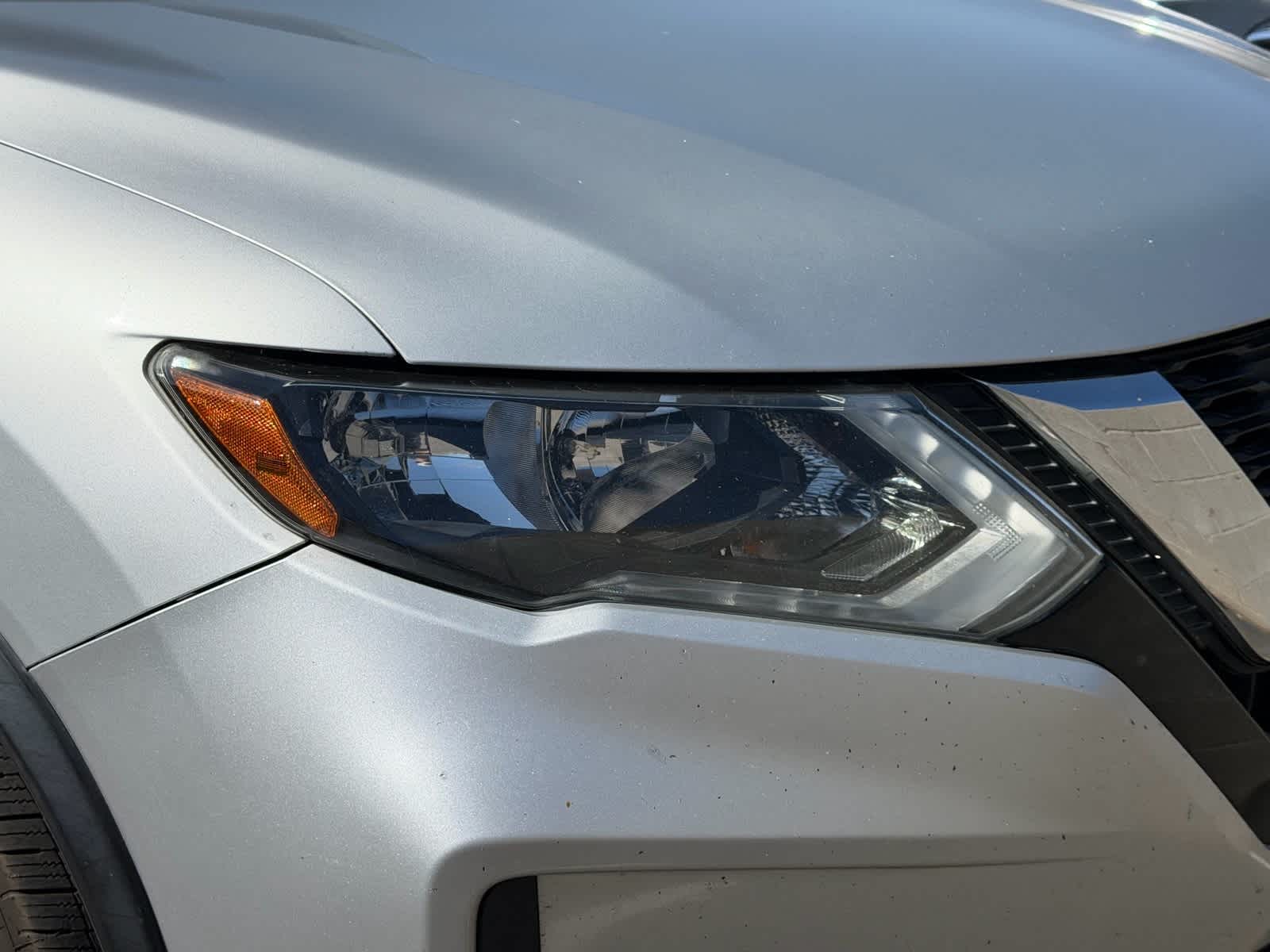 Thumbnail: 2019 Nissan Rogue - 17