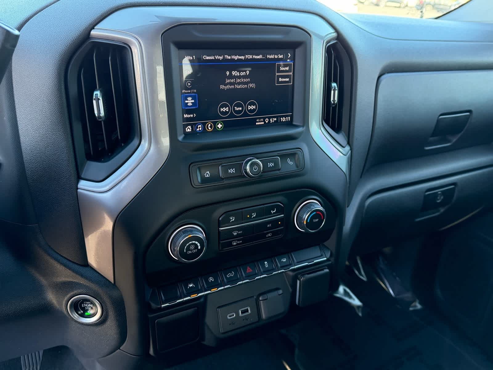 Thumbnail: 2022 Chevrolet Silverado 1500 - 23