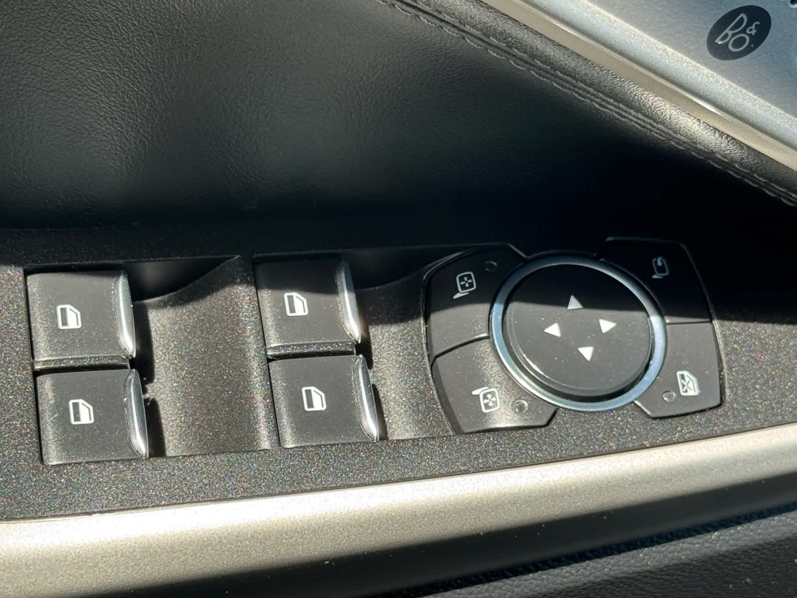 Thumbnail: 2022 Ford Explorer - 22