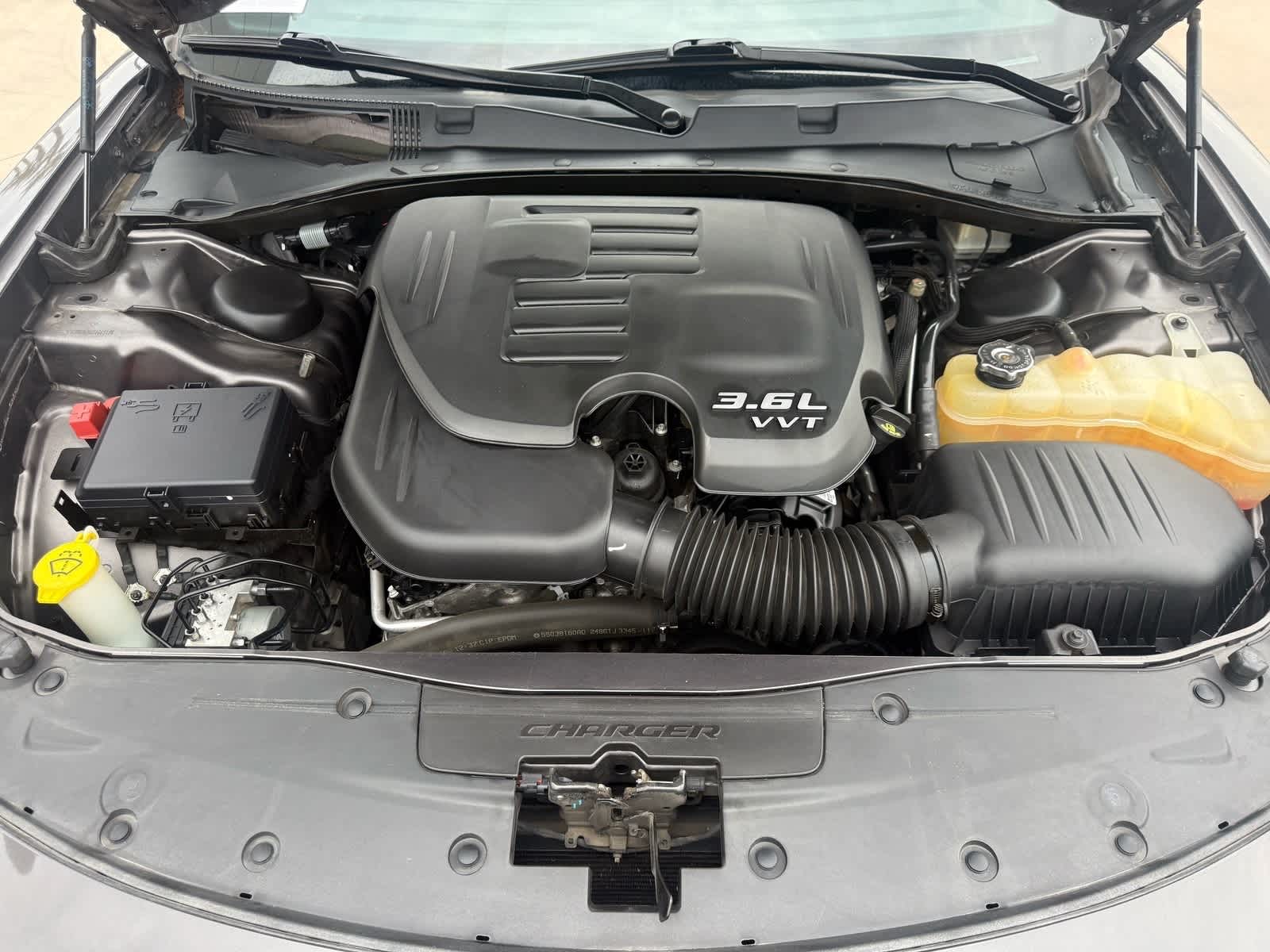 Thumbnail: 2016 Dodge Charger - 10