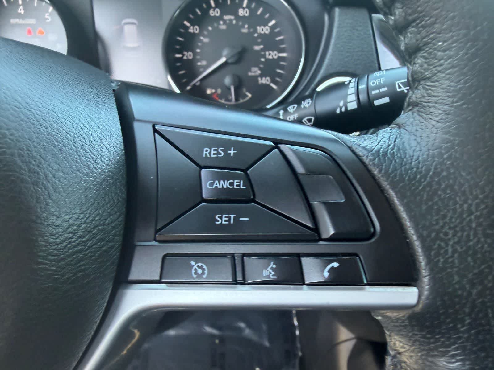 Thumbnail: 2020 Nissan Rogue - 20