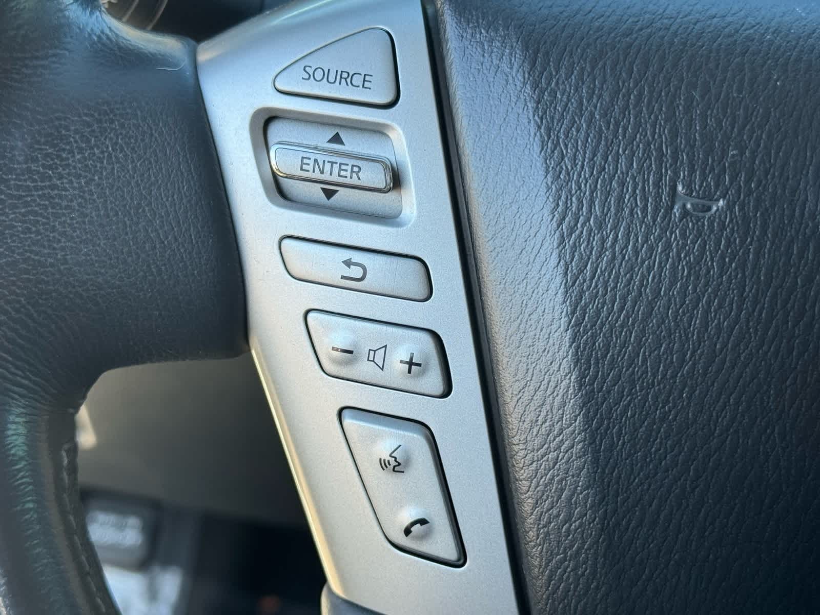 Thumbnail: 2015 INFINITI QX80 - 21