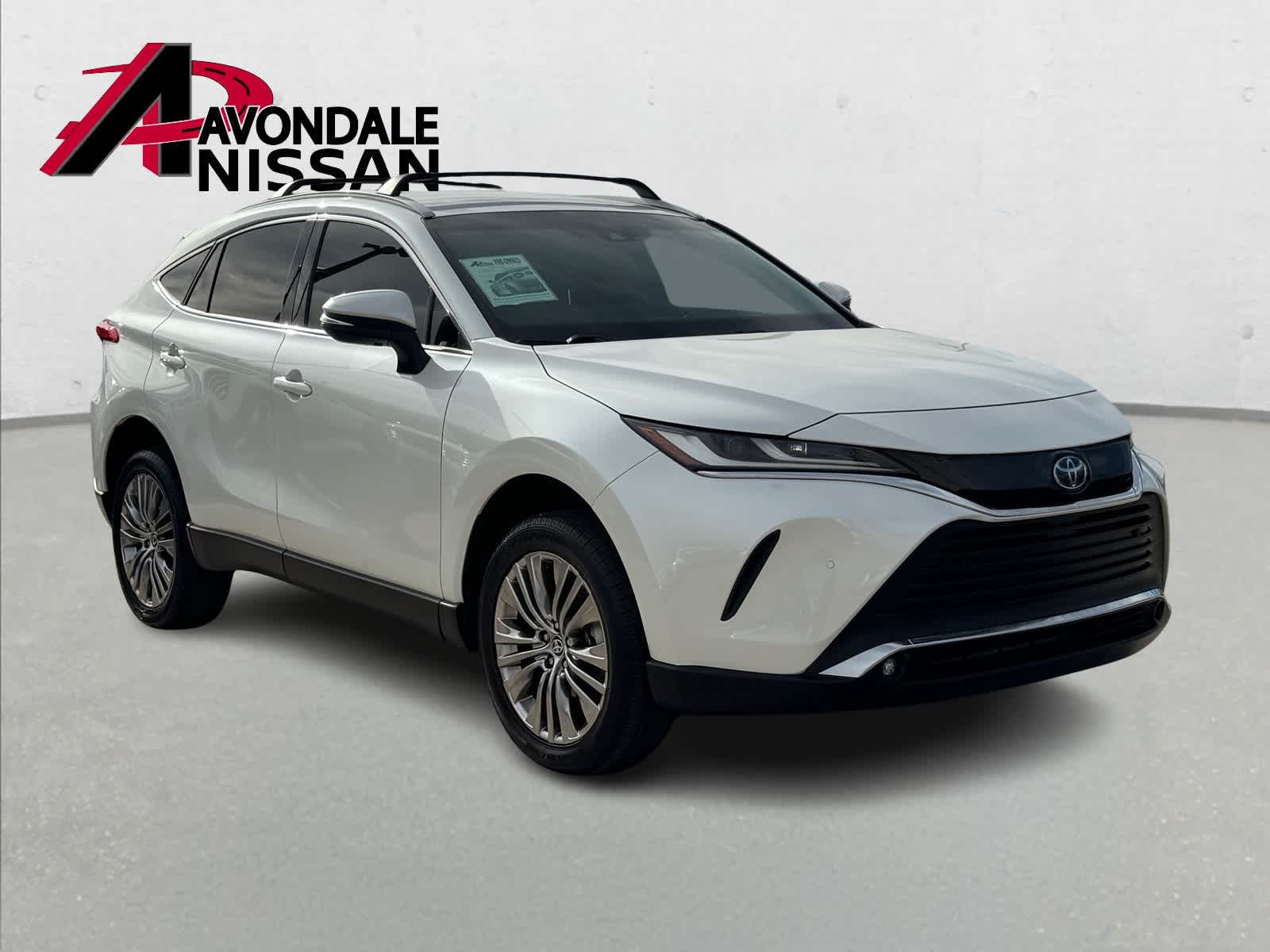 Thumbnail: 2023 Toyota Venza - 9