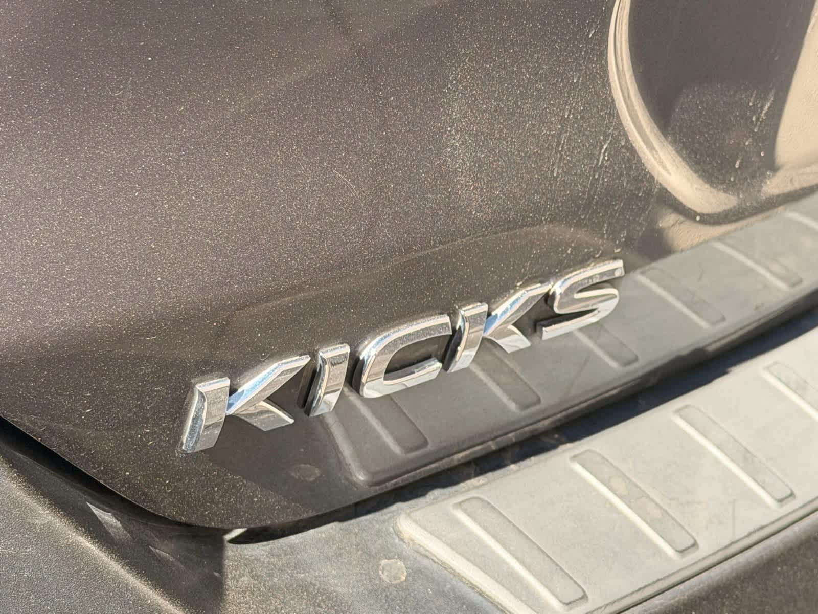Thumbnail: 2018 Nissan Kicks - 10