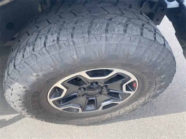 Thumbnail: 2015 Jeep Wrangler - 11