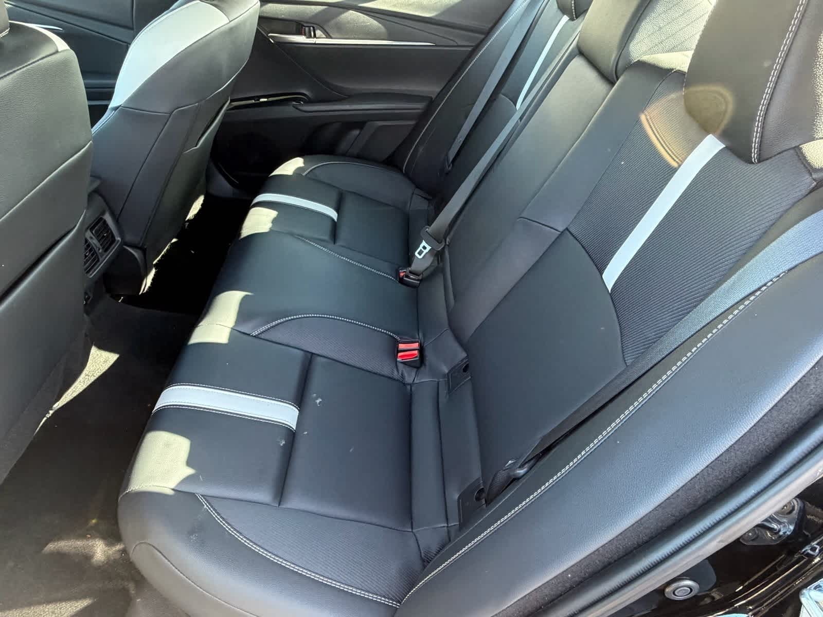 Thumbnail: 2025 Toyota Camry - 14