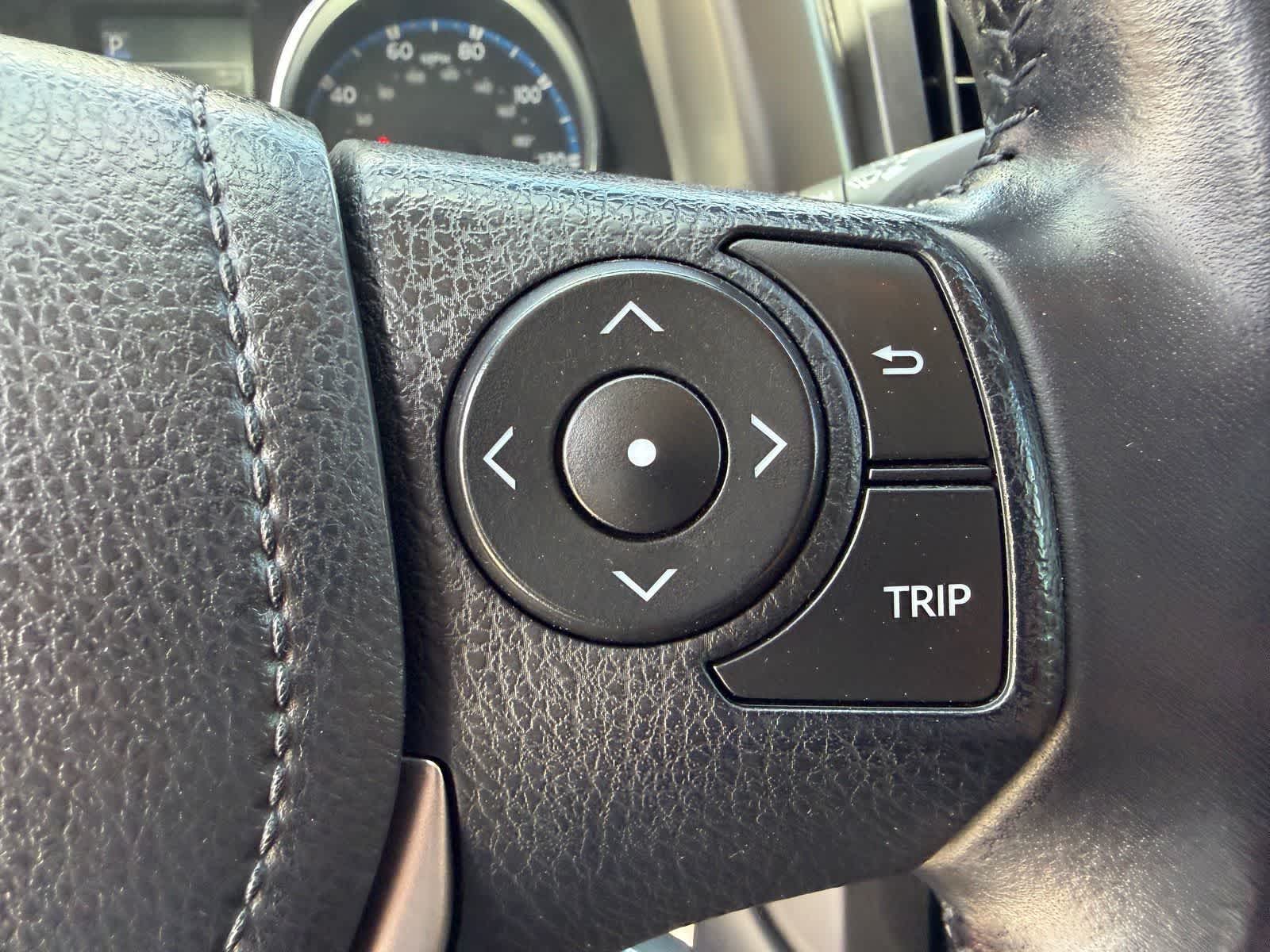 Thumbnail: 2016 Toyota RAV4 - 17