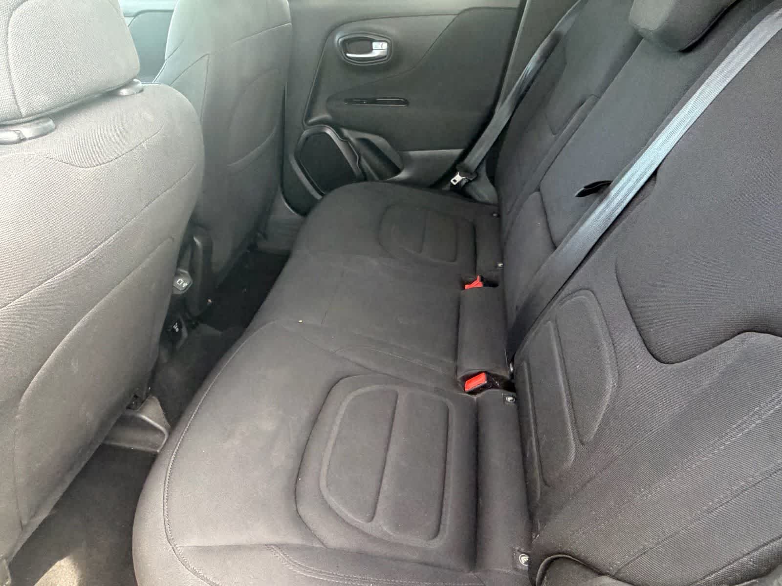 Thumbnail: 2019 Jeep Renegade - 12