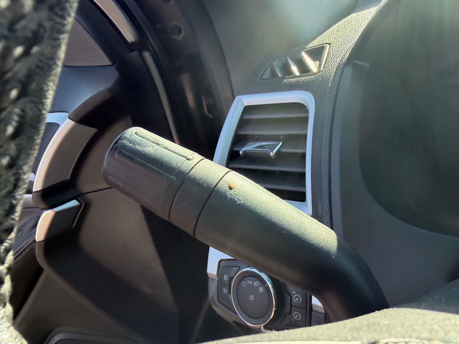 Thumbnail: 2011 Ford Explorer - 12