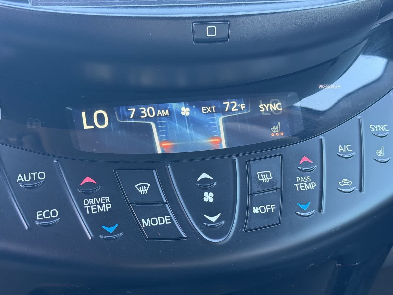 Thumbnail: 2014 Toyota RAV4 - 23