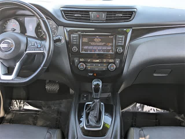 Thumbnail: 2019 Nissan Rogue Sport - 17