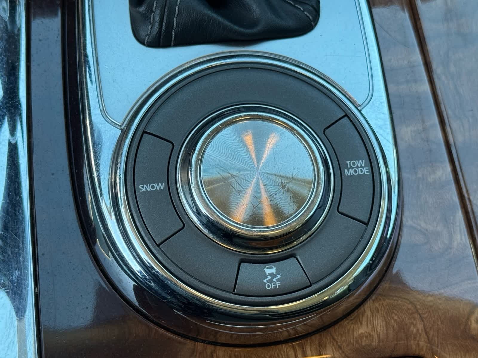 Thumbnail: 2015 INFINITI QX80 - 29