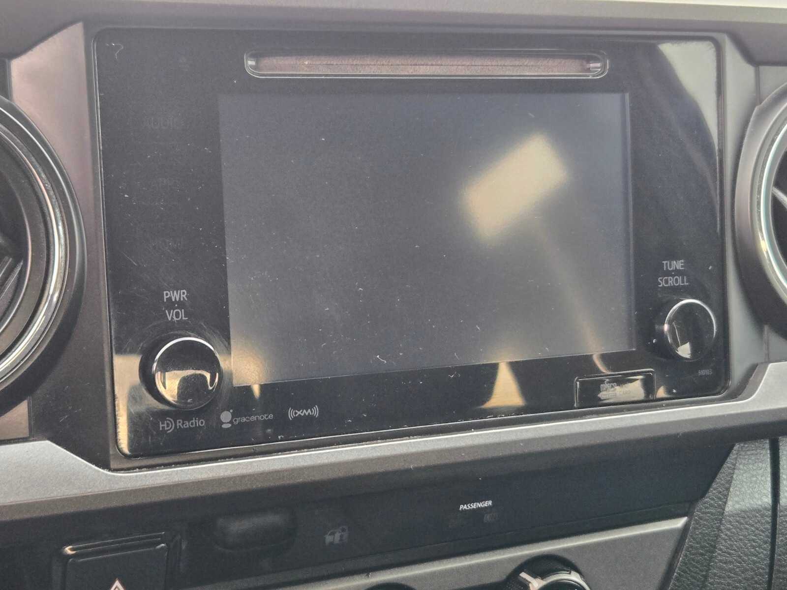 Thumbnail: 2017 Toyota Tacoma - 25