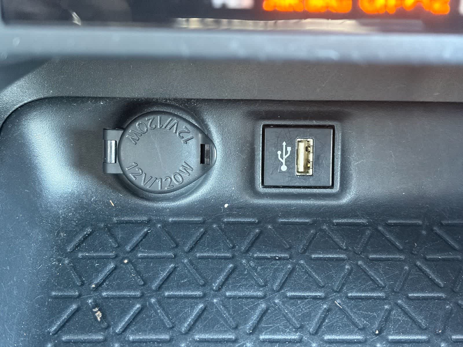 Thumbnail: 2024 Toyota RAV4 - 25