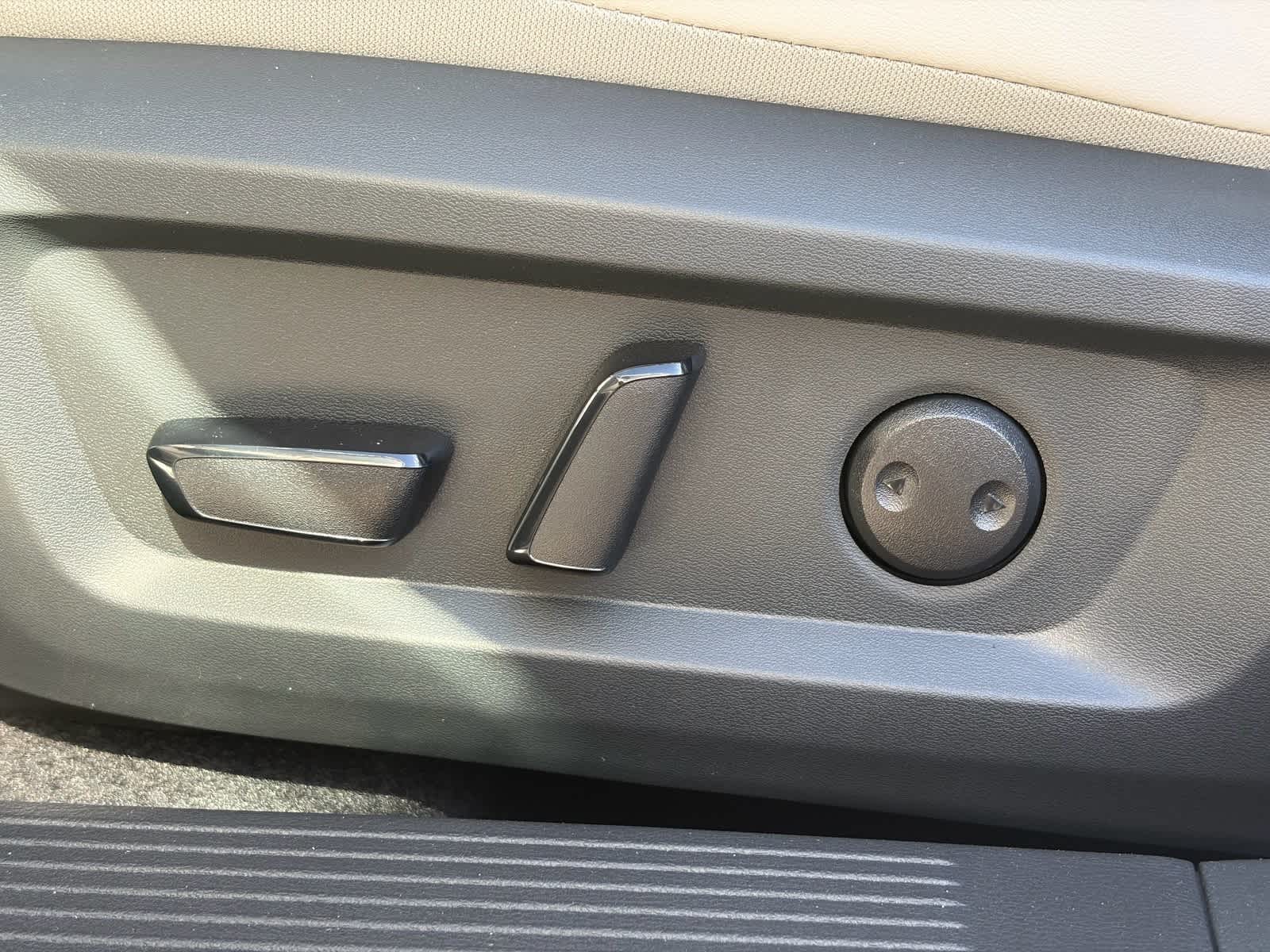 Thumbnail: 2026 Nissan Rogue - 12