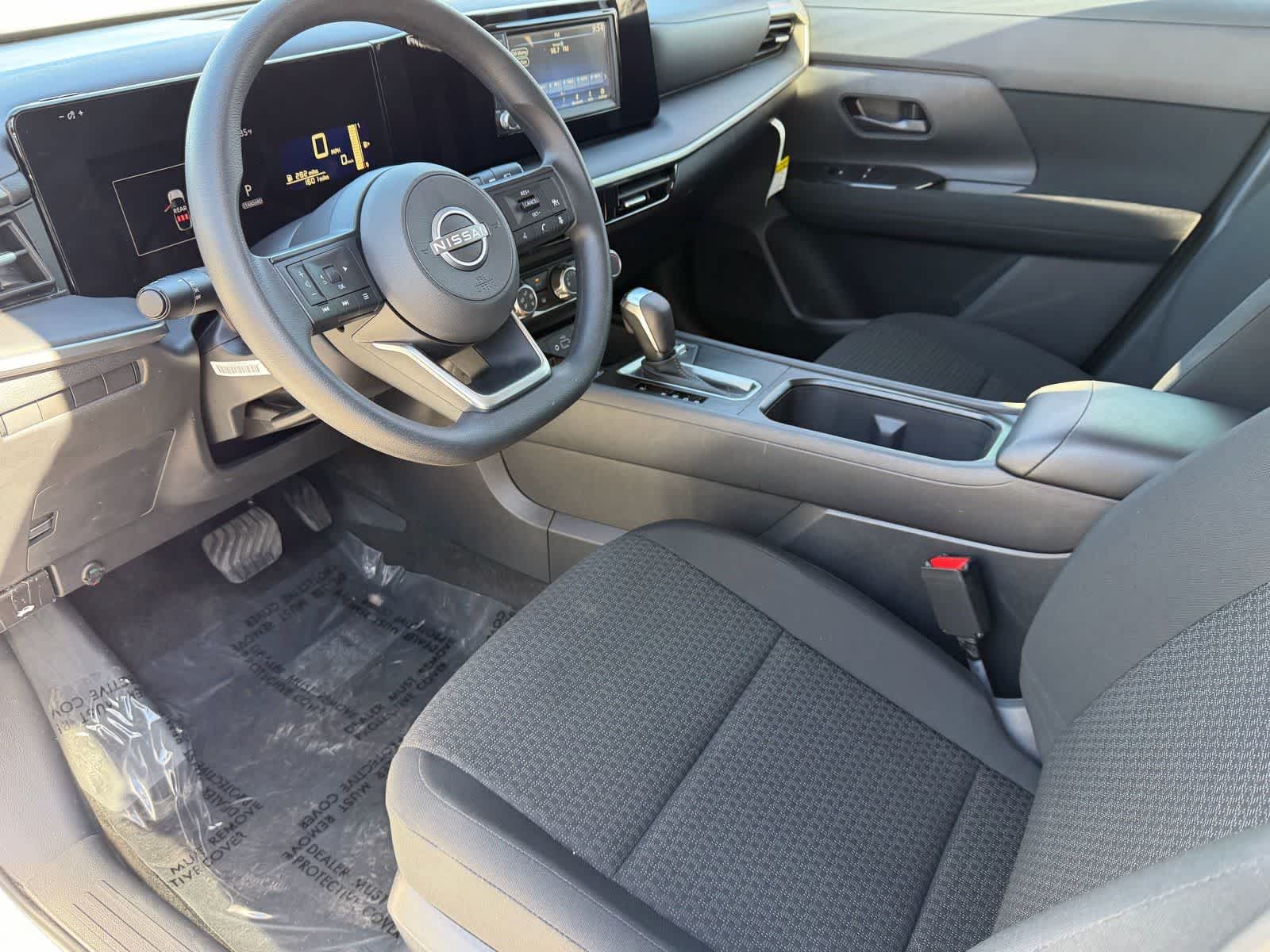 Thumbnail: 2025 Nissan Kicks - 14