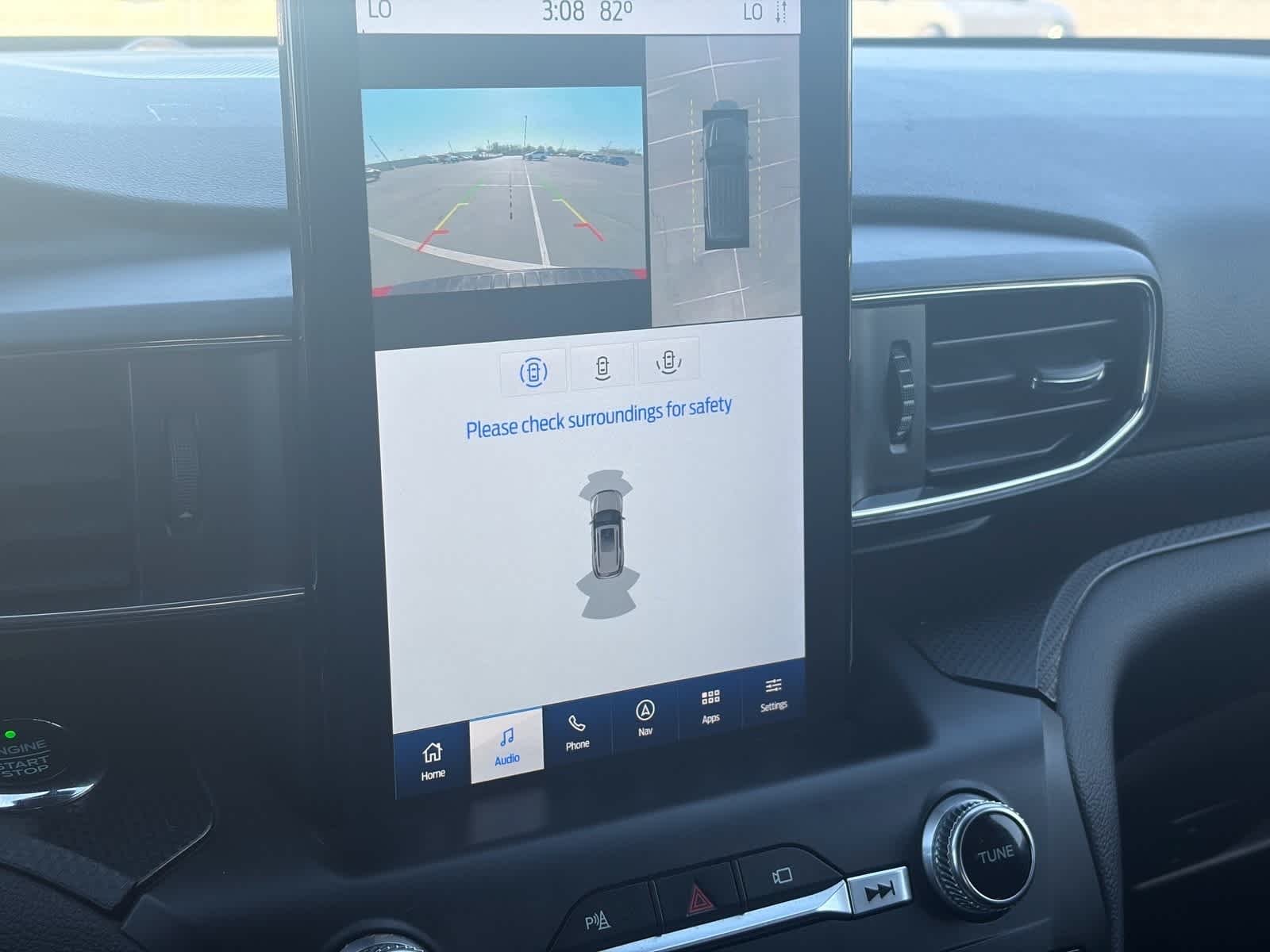 Thumbnail: 2020 Ford Explorer - 23